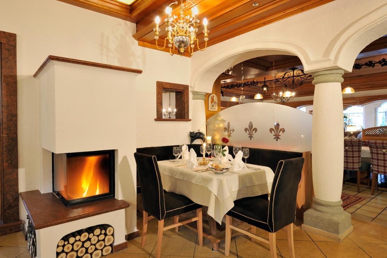 Hotel Herrschaftstaverne Haus im Ennstal Luaran gambar