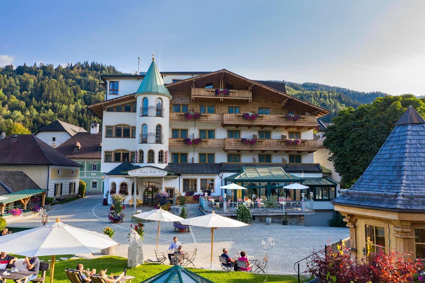Hotel Herrschaftstaverne Haus im Ennstal Luaran gambar